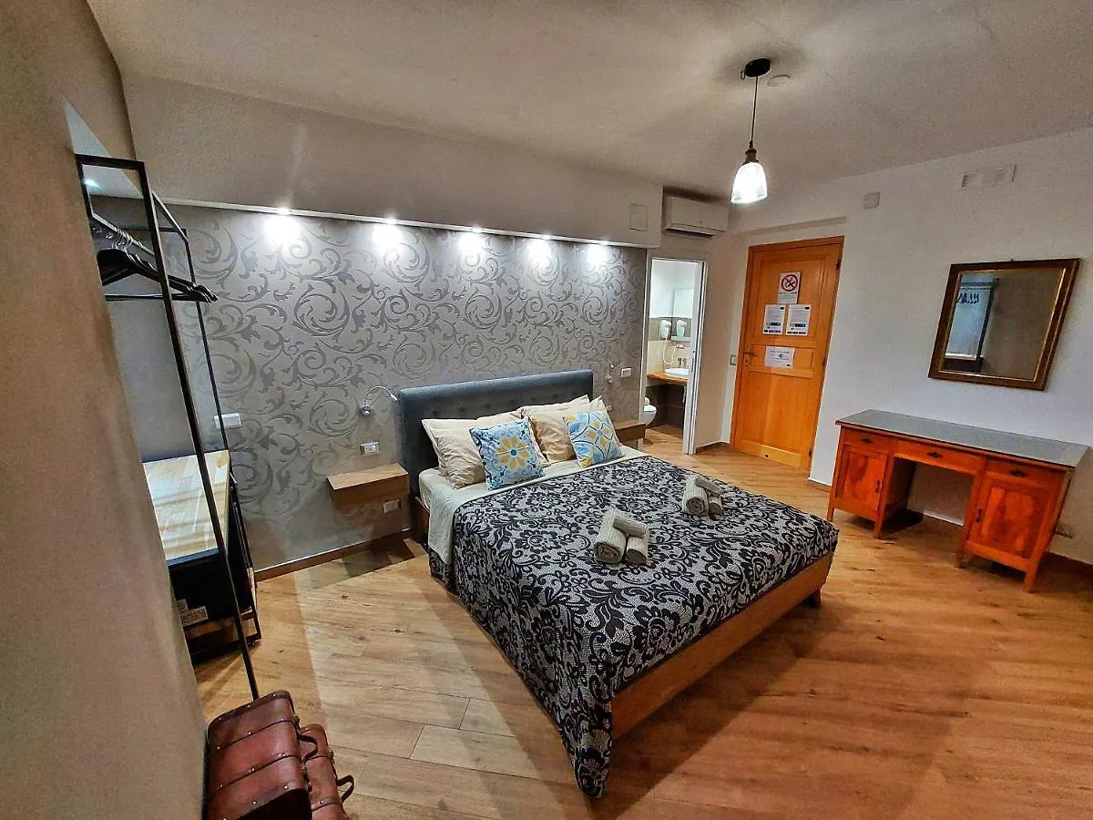 Bed And Breakfast L&P Cefalu Italy